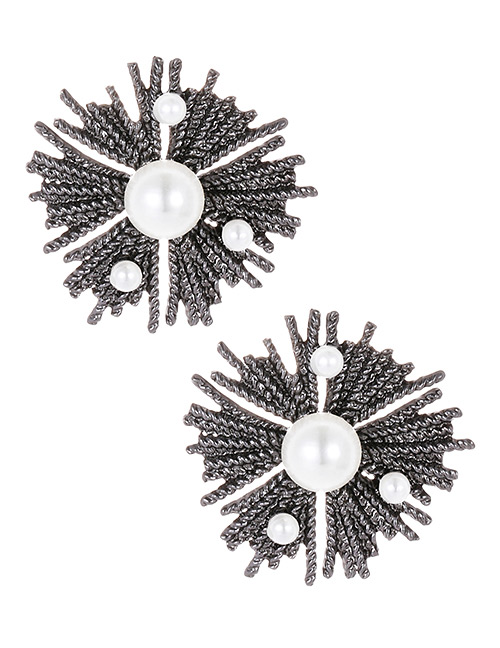 Fashion Gun Black Pearls Decorated Geometric Shape Earrings