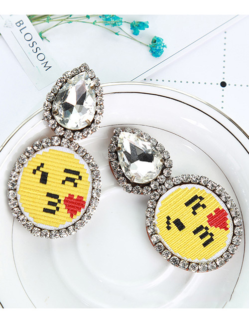 Fashion Yellow Kiss Pattern Decorated Earrings