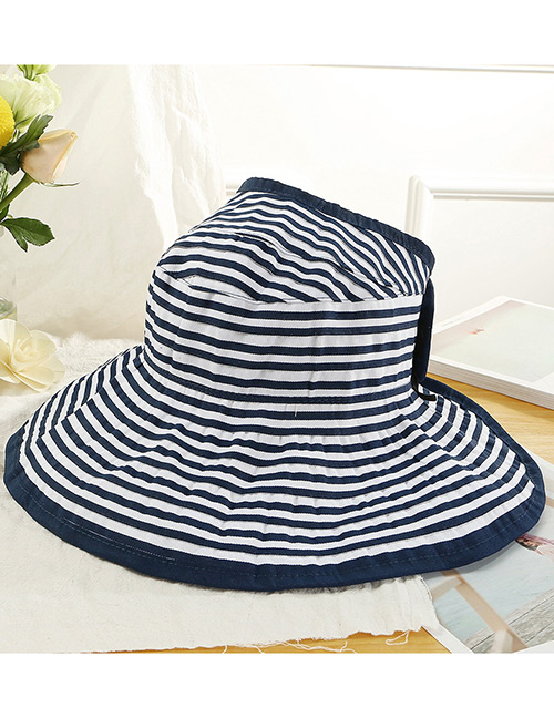 Trendy Navy Stripe Pattern Decorated Beach Hat