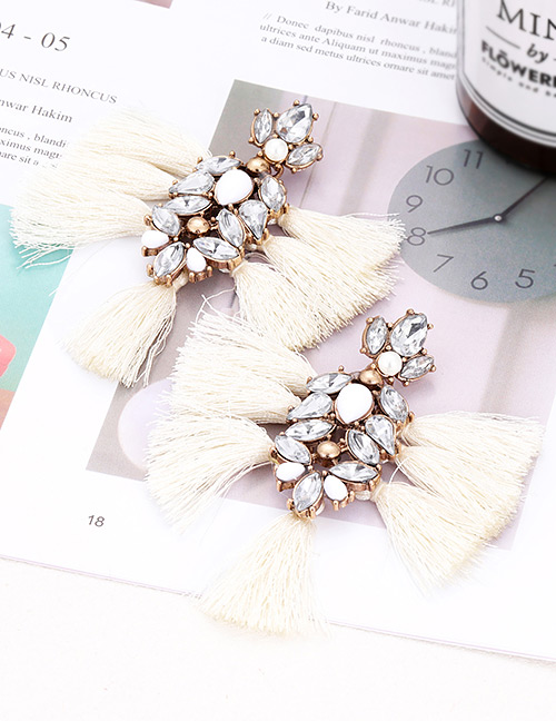 Elegant White Diamond Decorated Tassel Earrings