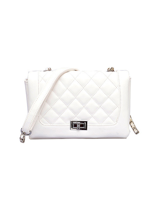 Fashion White Buckle Shape Decorated Shoulder Bag