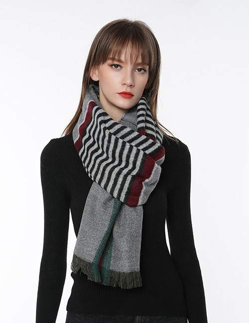 Fashion Red Stripe Pattern Decorated Scarf