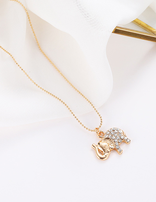 Elegant Gold Color Elephant Pendant Decorated Simple Necklace