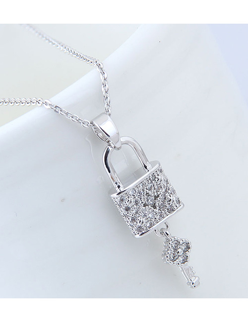 Elegant Silver Color Lock Pendant Decorated Long Necklace