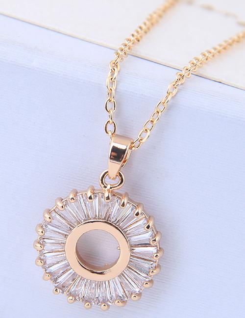 Sweet Gold Color Circular Ring Decorated Necklace