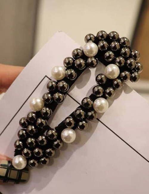 Fashion Black Pearl Decorated Hair Clip