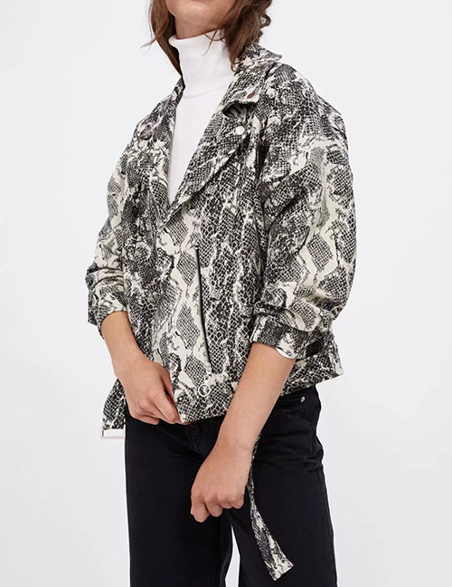 Fashion Gray Flower Pattern Decorated Coat