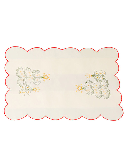 Fashion White Hollow Out Deisgn Flower Pattern Placemat
