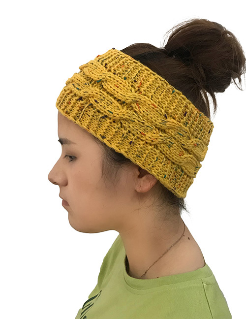 Fashion Yellow Color Matching Decorated Hat