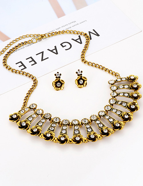 Fashion White Full Diamond Design Hollow Out Jewelry Sets