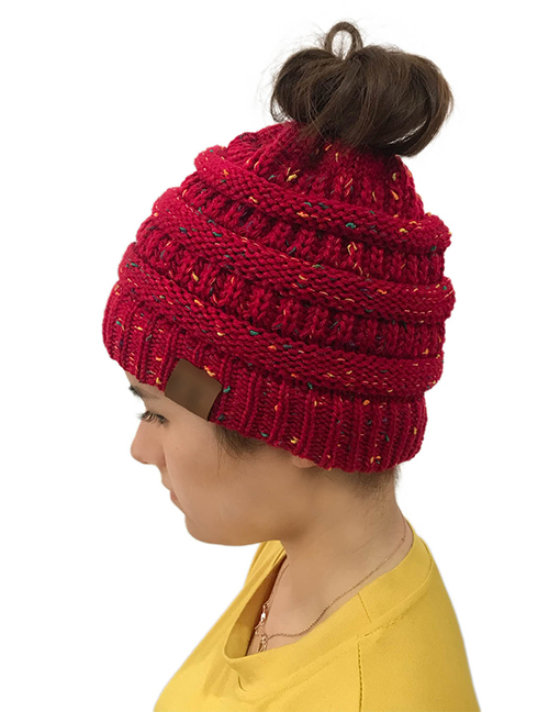 Fashion maroon Dots Pattern Design Knitted Hat