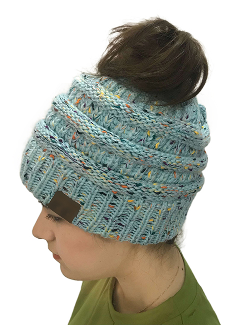 Fashion Blue Dots Pattern Design Knitted Hat
