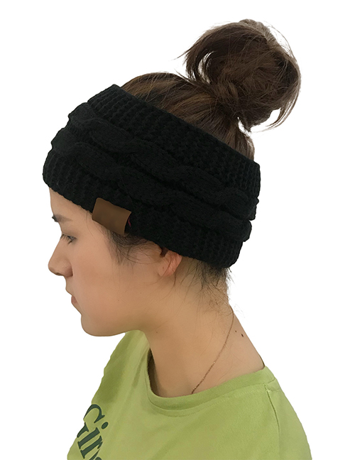 Fashion Black Hemp Flowers Shape Design Knitted Hat