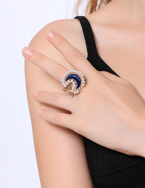 Fashion Blue Moon Shape Decorated Ring