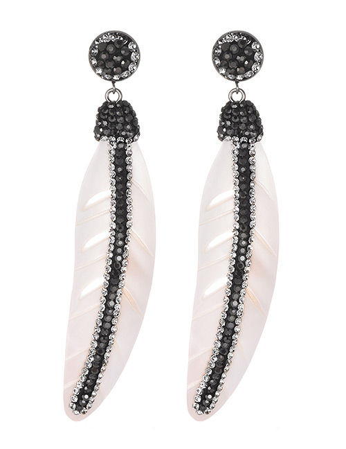 Fashion White Feather Shape Decorated Earrings