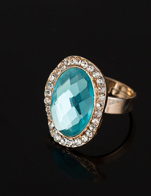 Fashion Pale Blue Oval Shape Diamond Decorated Ring