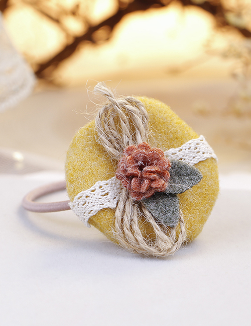 Lovely Yellow Flowers Decorated Child Hair Band
