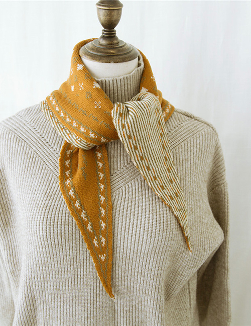 Fashion Yellow Flower Pattern Decorated Knitted Scarf