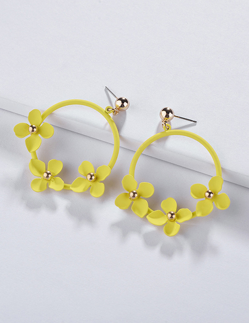 Fashion Yellow Flower Shape Decorated Round Earrings