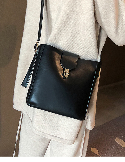Simple Black Pure Color Decorated Shoulder Bag
