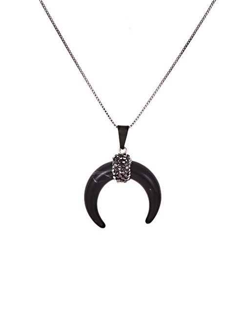 Fashion Black Moon Shape Decorated Necklace