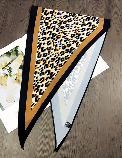 Lovely Yellow Leopard Pattern Design Professional Scarf