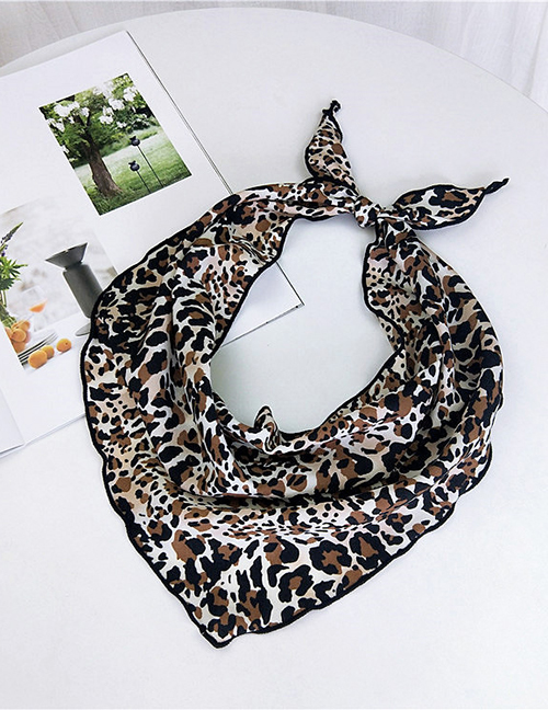 Fashion Pink Leopard Pattern Decorated Small Scarf