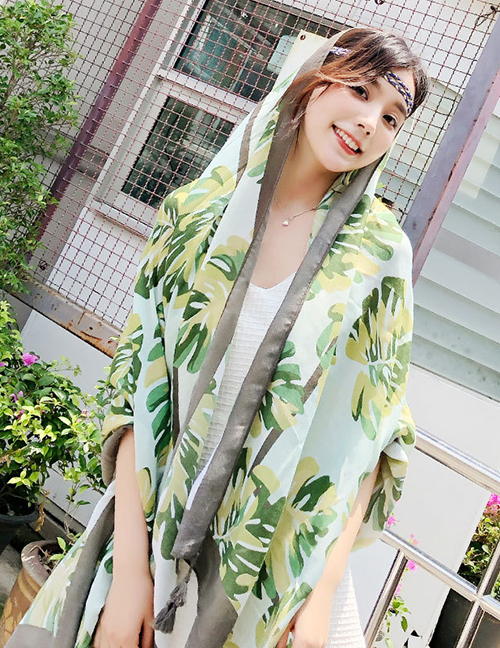 Fashion Green Leaf Pattern Design Sunscreen Scarf