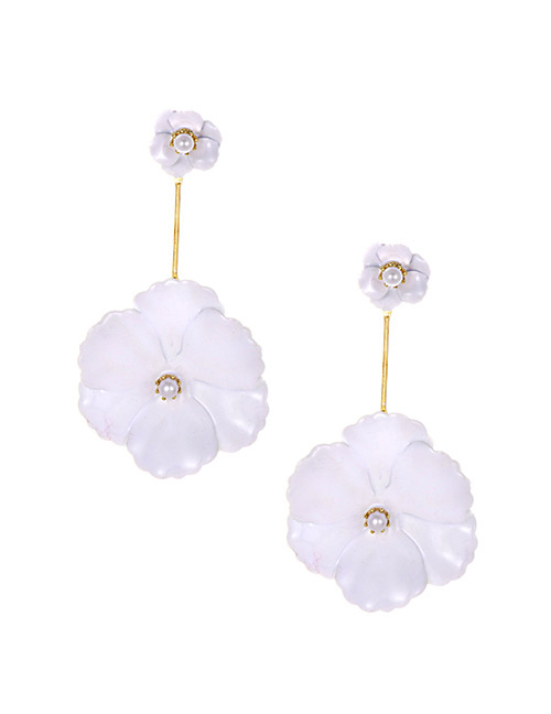 Elegant White Flower&pearls Decorated Long Earrings