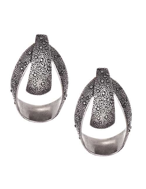 Elegant Antique Silver Oval Shape Design Pure Color Earrings