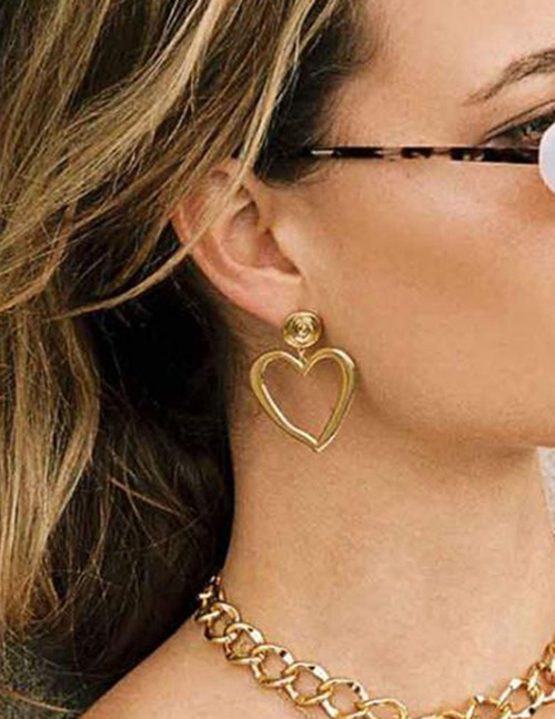 Elegant Gold Color Heart Shape Design Pure Color Necklace