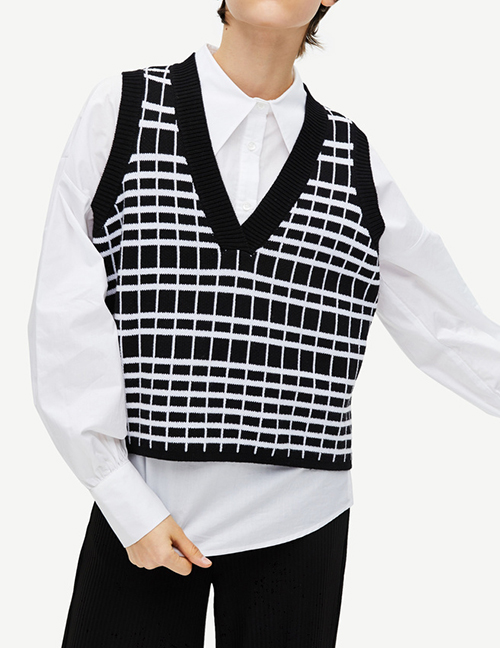 Fashion Black Checked Knit Vest