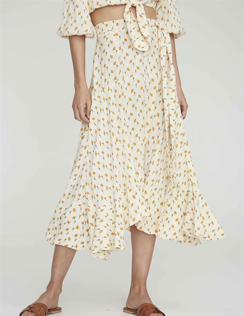 Fashion White Flower Print Skirt