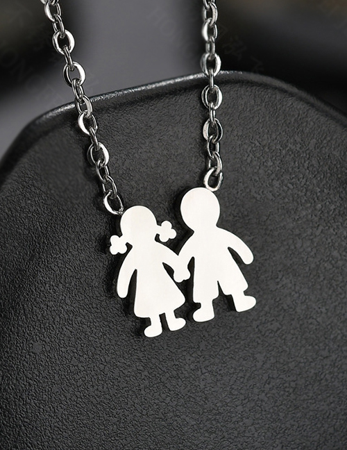 Fashion Compact Color Glossy Boy Girl Holding Necklace