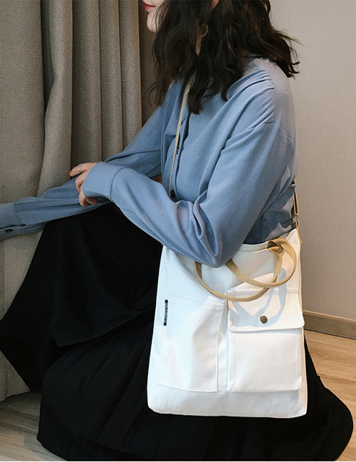 Fashion White Multi-pocket Shoulder Bag