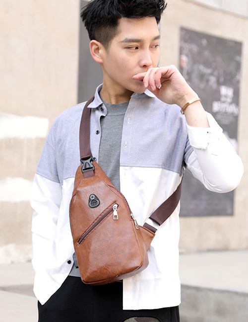 Fashion Light Brown Puusb Charging Shoulder-slung Chest Bag