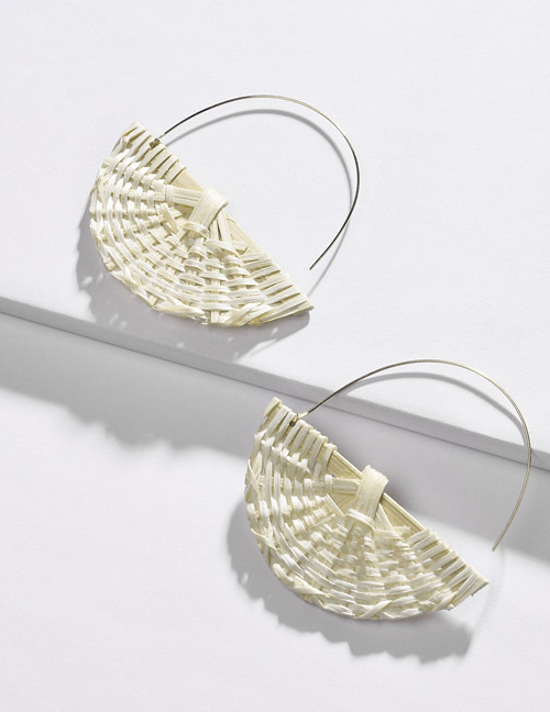 Fashion White Rattan Color Semicircle Small Basket Earrings