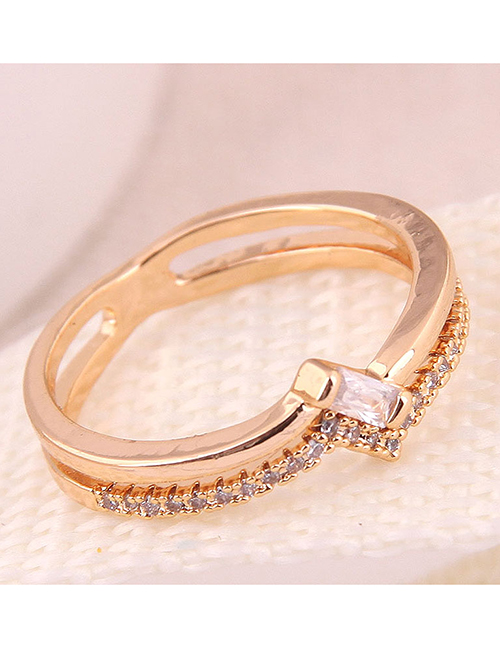 Fashion Gold Inlaid Zircon Ring