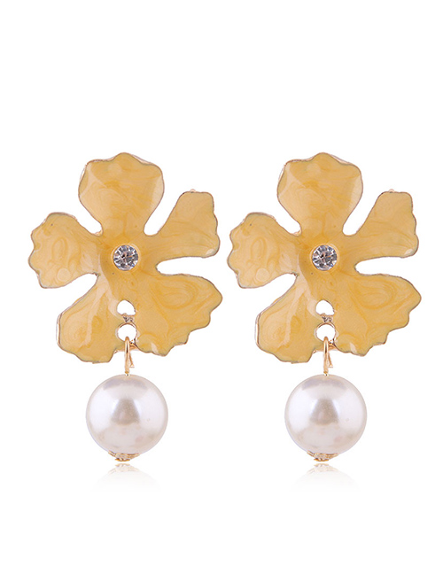 Fashion Yellow Metal Flower Pearl Earrings