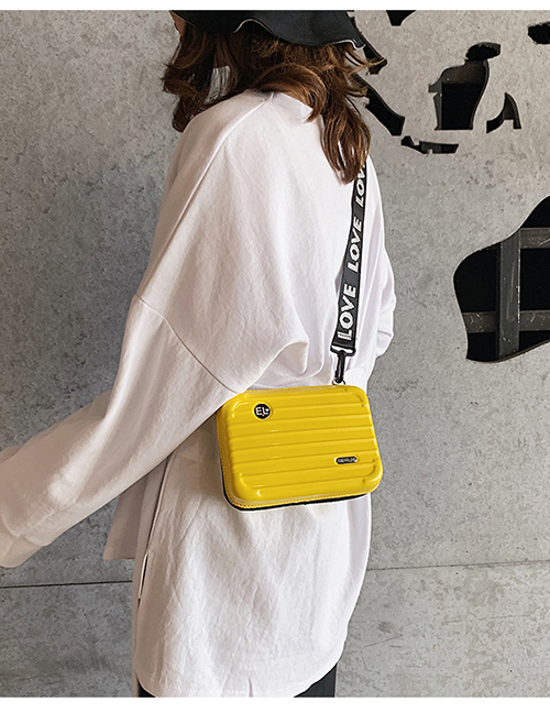 Fashion Yellow Messenger Bag With Zipper
