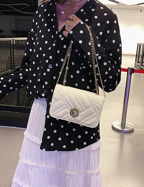 Fashion White Embroidery Chain Chain Messenger Bag