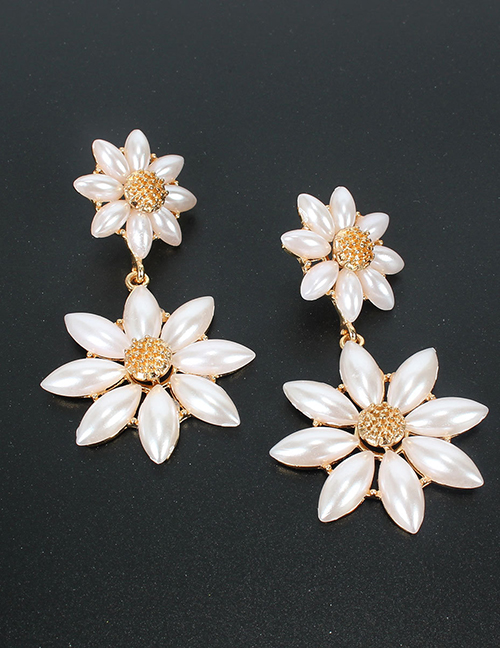 Fashion Gold Flower Earrings
