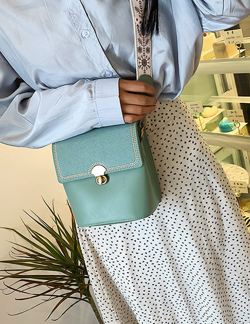 Fashion Green Frosted Rivet Crossbody Bag