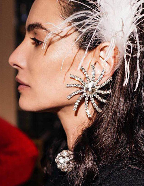 Fashion Silver Radiation Sun Flower Flash Diamond  Silver Needle Earrings