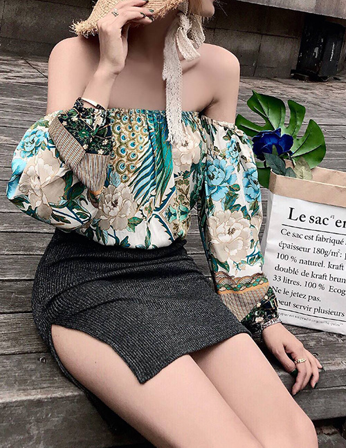 Fashion Color Peacock Shoulder Top