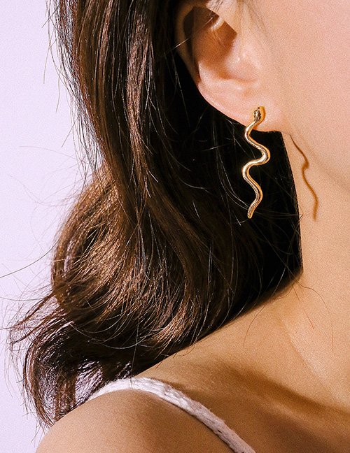 Fashion Gold Curved Alloy Serpentine Geometric Earrings