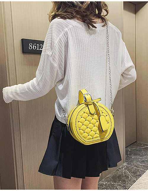 Fashion Yellow Rhombic Rivet Portable Slung Shoulder Bag