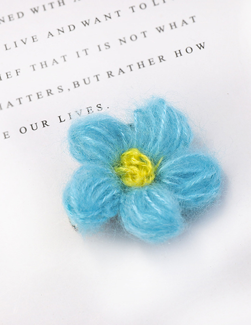 Fashion Blue Wool Flower Hair Clip Wool Flower Hairpin Candy Color Duckbill Clip