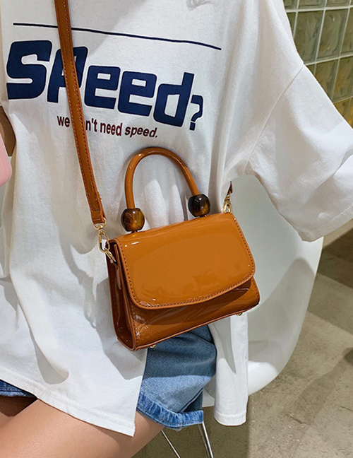 Fashion Brown Wooden Beads Bright Pu Hand Shoulder Shoulder Bag