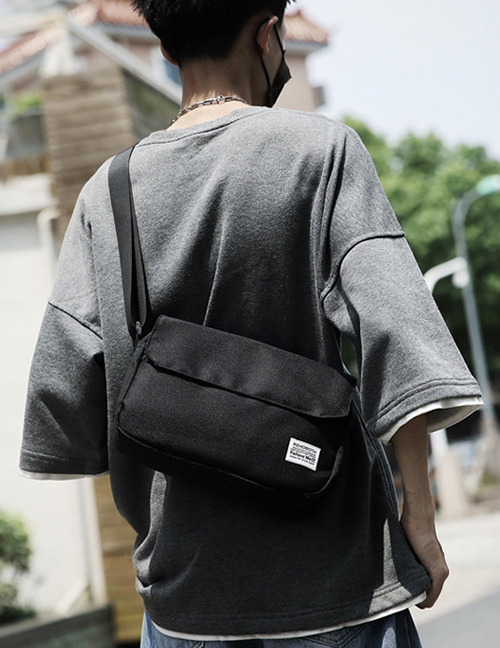Fashion Black Labeled Shoulder Messenger Bag